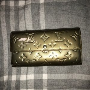 LV Wallet